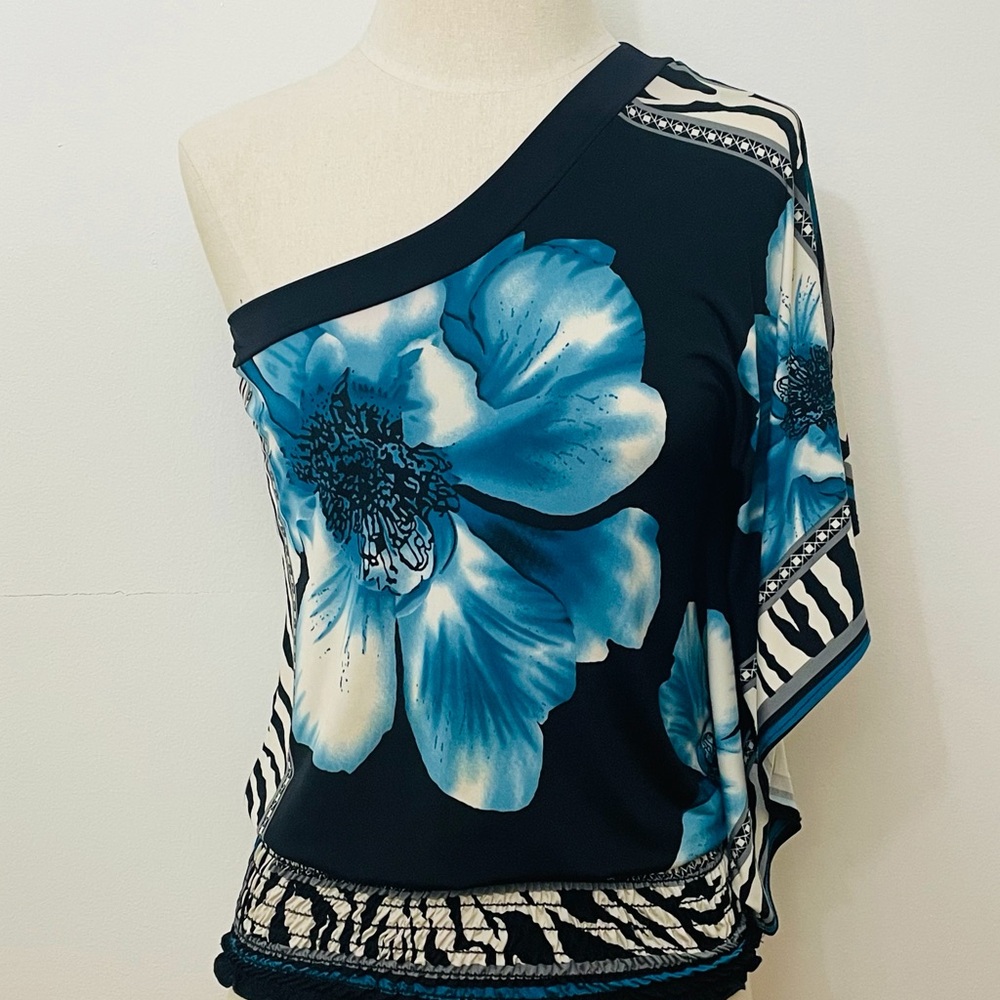 2B Bebe Blue and Black Blouse Elegant One Shoulder Top‎